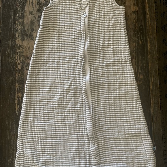 Cozy Striped Sleeveless Kids Gown - Picture 1 of 5